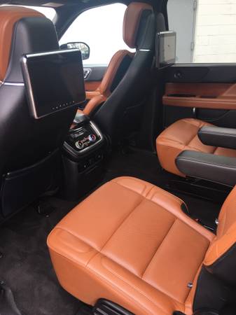 2019 Lincoln Navigator L 4x4 Reserve , Infinite Black - cars & for sale in West Babylon, NY – photo 8
