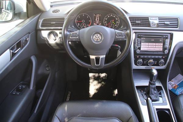 2012 Volkswagen Passat TDI SE w/Sunroof, we have many Diesels for sale in Clovis, CA – photo 13