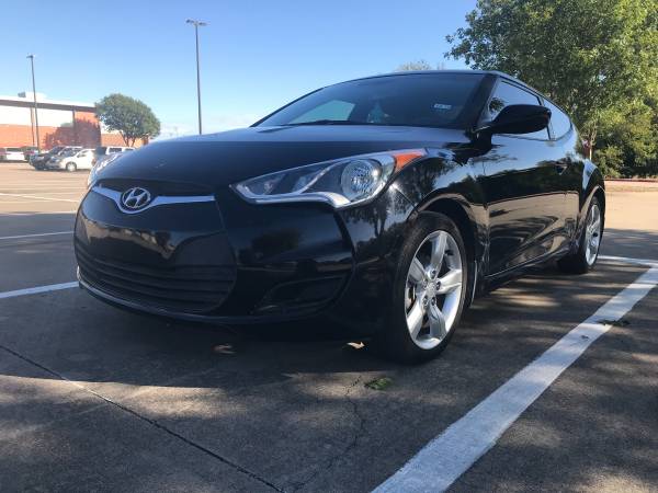 2013 Hyundai Veloster 4 cylinder automatic for sale in Grand Prairie, TX