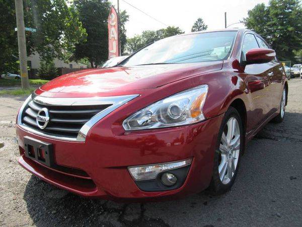 2013 Nissan Altima 3.5 SL 4dr Sedan - CASH OR CARD IS WHAT WE LOVE! for sale in Morrisville, PA