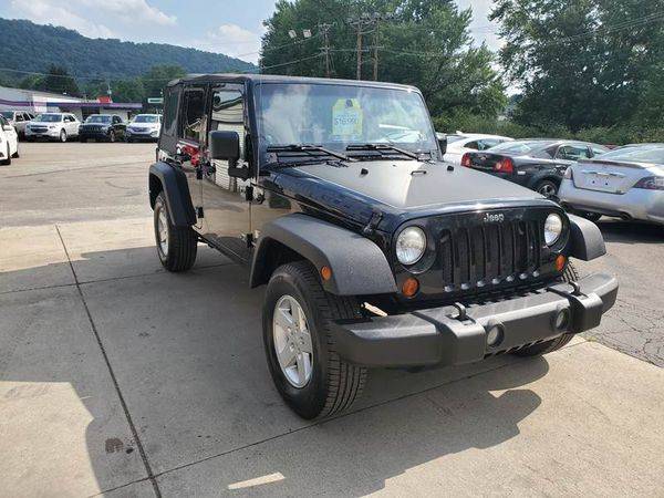2008 Jeep Wrangler Unlimited X 4x4 4dr SUV EVERYONE IS APPROVED! for sale in Vandergrift, PA