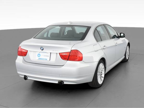 2011 BMW 3 Series 335i xDrive Sedan 4D sedan Silver - FINANCE ONLINE... for sale in Farmington, MI – photo 10