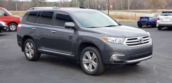 2012 Toyota Highlander Limited 4x4 - cars & trucks - by dealer -... for sale in Waukesha, WI – photo 2