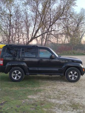 2008 JEEP LIBERTY 4, 500 obo for sale in Madison, WI – photo 8
