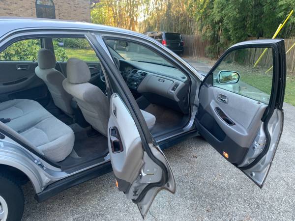 2002 Honda Accord SE 4 CYL 4 Door Automatic 76,000 Low Miles Sunroof... for sale in Winter Park, FL – photo 6