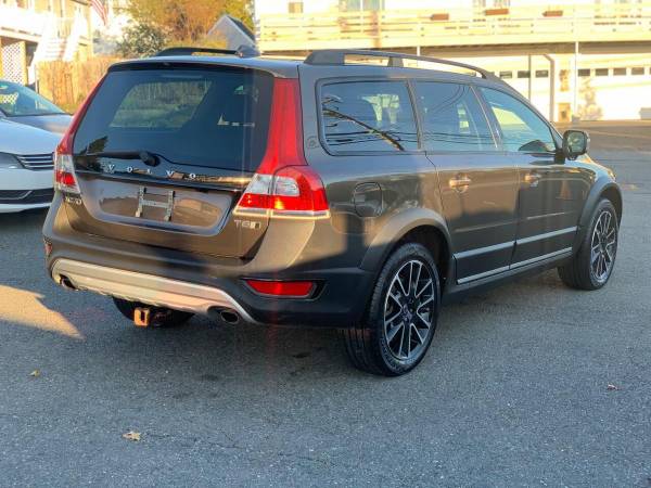 2016 Volvo XC70 T5 Classic Platinum AWD 4dr Wagon - cars & trucks -... for sale in Milford, MA – photo 8