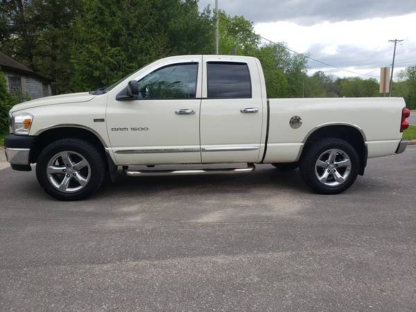 2007 Dodge Ram 1500 ST Quad Cab for sale in New London, WI – photo 2