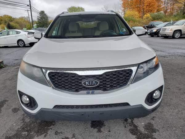 2011 Kia Sorrento AWD V6 Pennsylvania Two Owners No Accidents - cars... for sale in Oswego, NY – photo 2