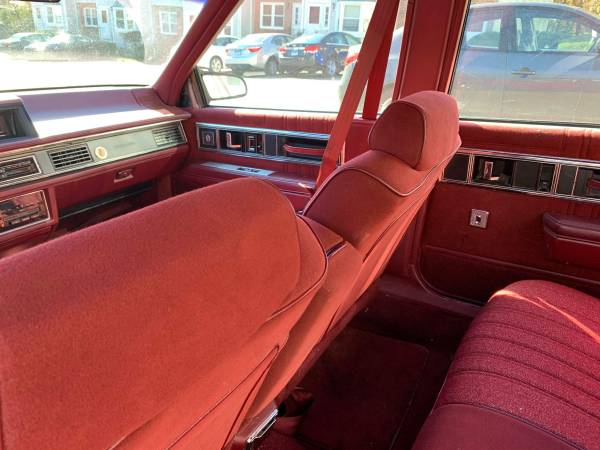 1991 Oldsmobile Delta 88 Royale For Sale! - cars & trucks - by owner... for sale in Bridgeport, NY – photo 9
