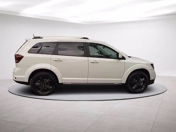 2020 Dodge Journey Crossroad - - by dealer - vehicle for sale in Wilmington, NC – photo 4
