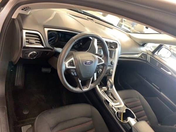 2016 Ford Fusion SE - cars & trucks - by dealer - vehicle automotive... for sale in Boone, IA – photo 16