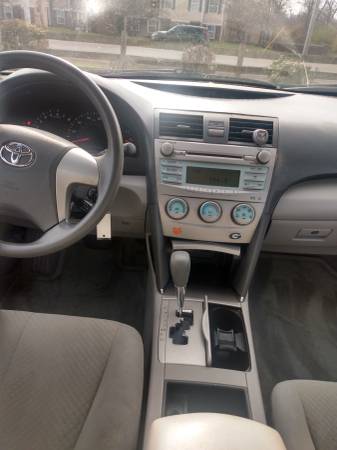 2009 Toyota Camry Le - cars & trucks - by dealer - vehicle... for sale in Columbus, OH – photo 10