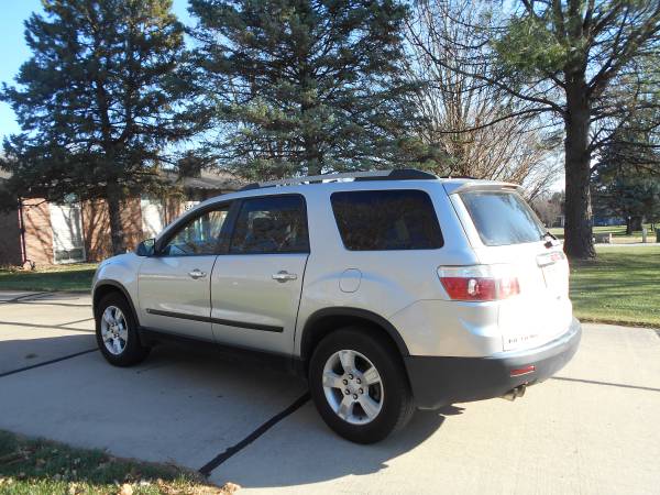 GMC Acadia 2010 - cars & trucks - by owner - vehicle automotive sale for sale in Fremont, NE – photo 2