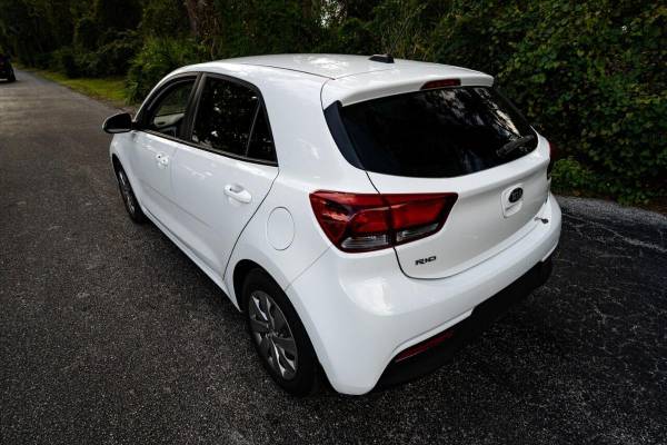 2018 Kia Rio 5-Door S 4dr Wagon - CALL or TEXT TODAY! - cars & for sale in Sarasota, FL – photo 21