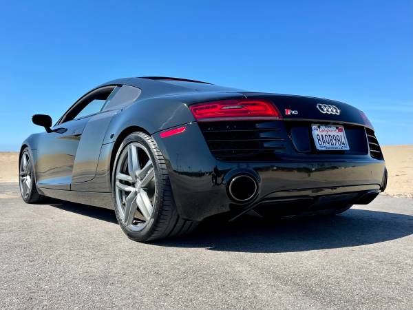 From A Private Collection - 2015 Audi R8 V8 Quattro for sale in Los Angeles, CA – photo 4