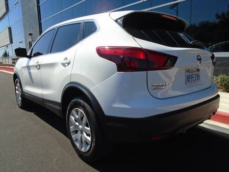 ▇ ▇ 2019 NISSAN ROGUE SPORT, 1-Owner, Clean Title, 42K miles - cars... for sale in Escondido, CA – photo 3