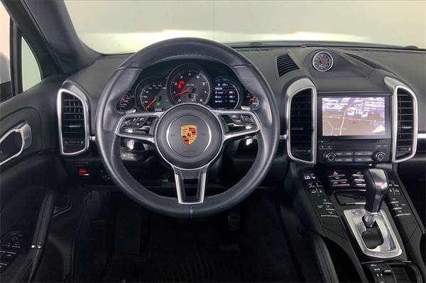2018 Porsche Cayenne Base - cars & trucks - by dealer - vehicle... for sale in Honolulu, HI – photo 4