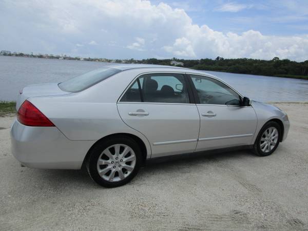 2007 Honda Accord SE 6 Cyl WELL MAINTAINED LOCAL TRADE NICE! for sale in Sarasota, FL – photo 9