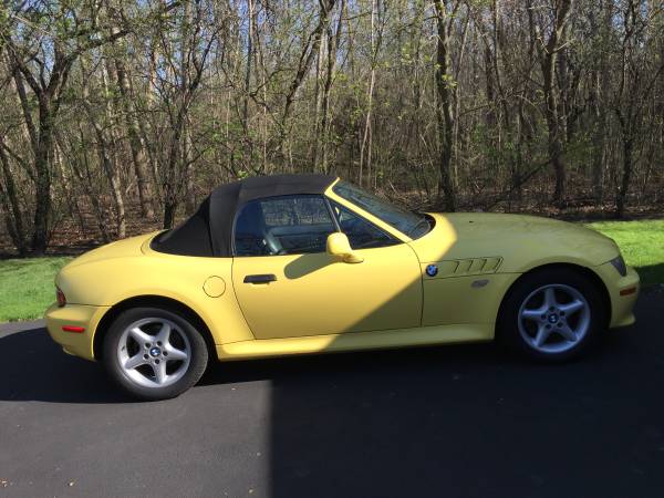 2002 BMW Z3 2.5 reduced must sell/trade for sale in Lake Forest, IL