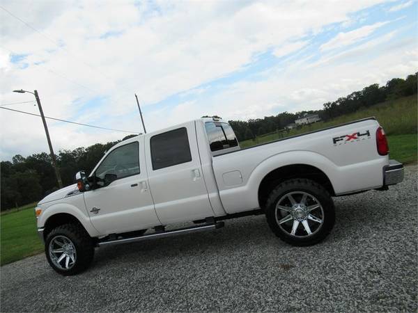 2011 FORD F250 SUPER DUTY LARIAT, White APPLY ONLINE->... for sale in Summerfield, SC – photo 2
