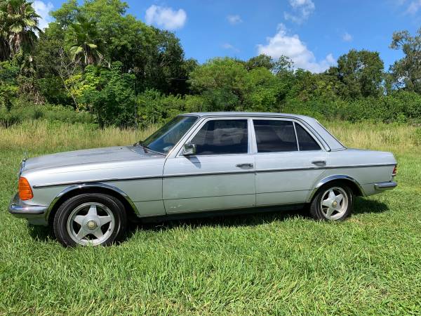 1981 Mercedes Benz E280 ~ Sweet Ride ~ New Tires ~ Auto4you for sale in Sarasota, FL – photo 5