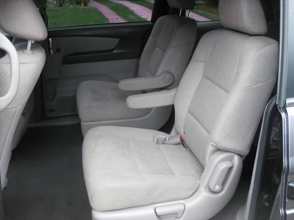2015 Honda Odyssey LX/One Owner/Extremely LOW 10k miles - cars & for sale in Other, NY – photo 21