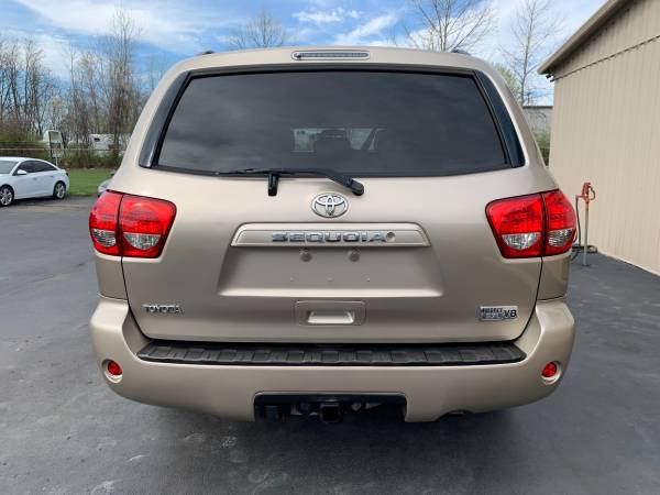 2008 Toyota Sequoia Navigation Running Boards Entertainment - cars & for sale in Jeffersonville, KY – photo 7