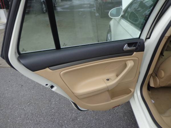 SALE! 2009 Volkswagen Jetta Sport wagon SE, NEW INSPECTION,QUIET DRIVE for sale in Allentown, PA – photo 17