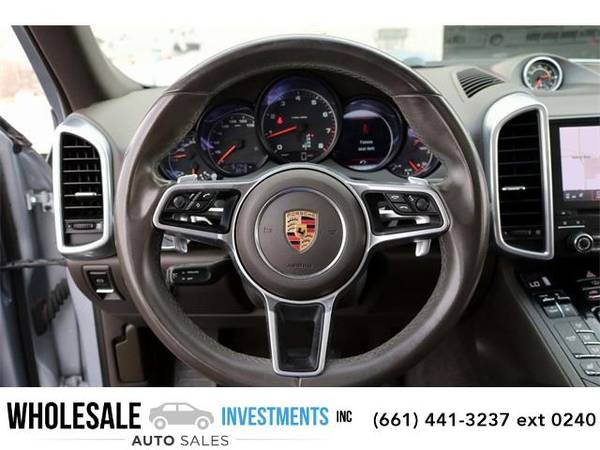 2017 Porsche Cayenne SUV Platinum Edition (Rhodium Silver Metallic) for sale in Van Nuys, CA – photo 12