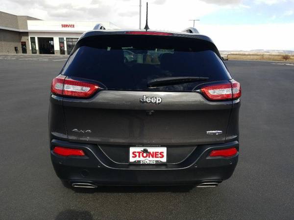2017 Jeep Cherokee Latitude - - by dealer - vehicle for sale in Idaho Falls, ID – photo 7