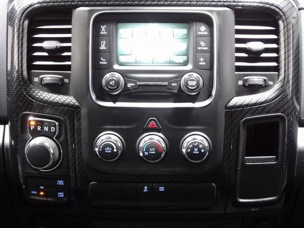 2017 Ram 1500 Express !!Bad Credit, No Credit? NO PROBLEM!! - cars &... for sale in WAUKEGAN, WI – photo 24