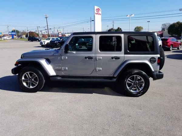 2019 Jeep Wrangler Unlimited Sahara 4X4 - - by dealer for sale in Somerset, KY – photo 9