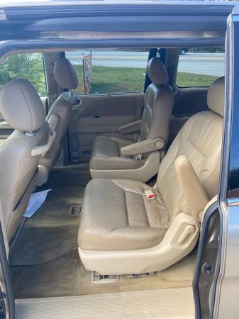 2010 Honda Odyssey EX-L - cars & trucks - by owner - vehicle... for sale in Fayetteville, GA – photo 6