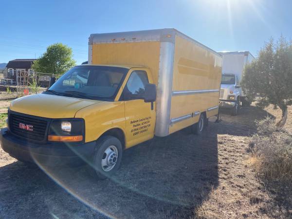 2010 GMC 16 light duty box truck for sale in Paulden, AZ – photo 3