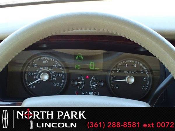 2007 Lincoln Town Car Signature - sedan for sale in San Antonio, TX – photo 22
