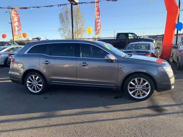 2010 Lincoln MKT - Financing Available! for sale in Albany, OR – photo 4