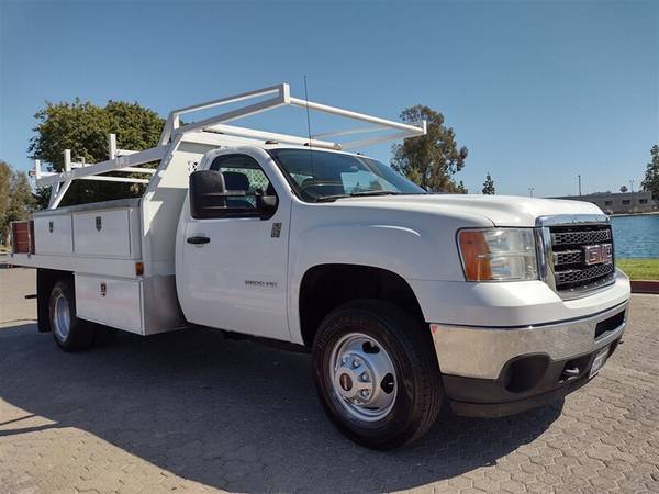 2014 GMC 3500 Service Trk, One owner, 6 0L, Hvy duty ladder rack! for sale in Santa Ana, CA – photo 4