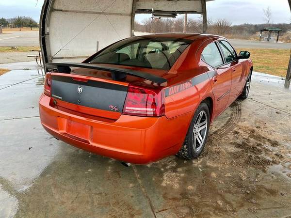 2006 Dodge Charger - Financing Available! - cars & trucks - by... for sale in Junction City, IA – photo 2