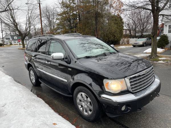 Super clean 2009 Chrysler aspen limited SUV 4X4 - - by for sale in Springfield, CT – photo 2