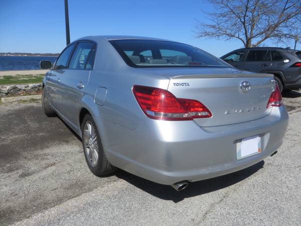 2005 Toyota Avalon Limited for sale in Warwick, RI – photo 3