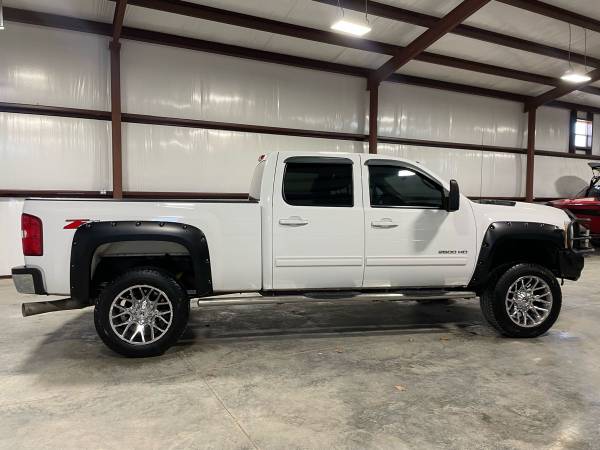 2011 Chevrolet Silverado Duramax 4x4 - - by dealer for sale in ROGERS, AR – photo 4