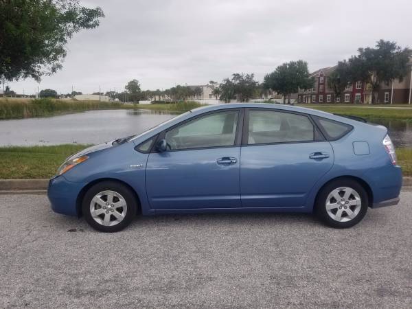 2009 toyota prius hybird low miles - cars & trucks - by dealer -... for sale in Clearwater, FL – photo 2