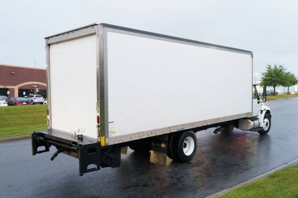 2015 International 4300 26 Foot Box Truck Lift Gate for sale in Glyndon, District Of Columbia – photo 4