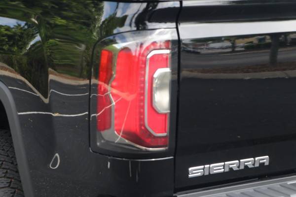 2018 GMC Sierra 1500 DENALI CREW CAB 4WD W/NAV - - by for sale in Murfreesboro, TN – photo 18