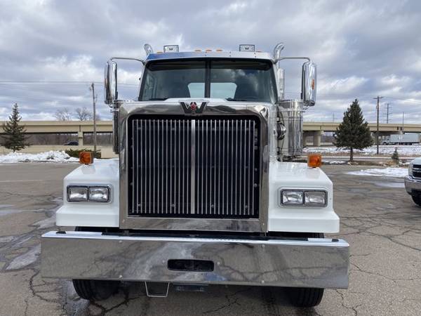 2020 Western Star 4900fa - - by dealer - vehicle for sale in Savage, MN – photo 3
