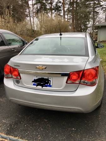 2012 Chevy Cruze LS - cars & trucks - by owner - vehicle automotive... for sale in West Bloomfield, MI – photo 2