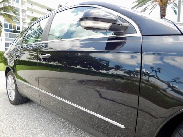 2010 VW PASSAT 2.0T WAGON AUTO BLACK ON BLACK NAVIGATION SUPER CLEAN for sale in Lake Park, FL – photo 12
