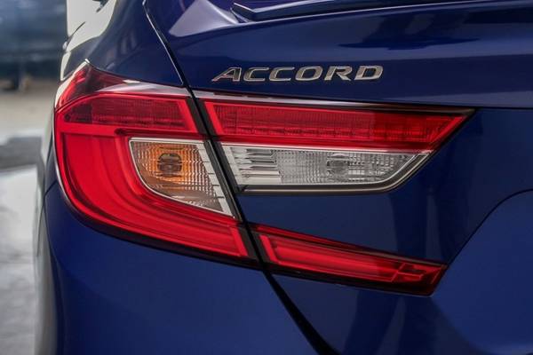 2018 Honda Accord Sport Sedan - - by dealer - vehicle for sale in Beaverton, OR – photo 15