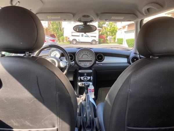 2010 Mini Cooper excellent condition - cars & trucks - by owner -... for sale in North Hills, CA – photo 10