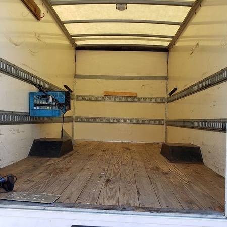 2014 CHEVROLET 12FT.BOX 3500EXPRESS COMMERCIAL CUTAWAY 3500 VAN 139... for sale in Abington, MA – photo 13